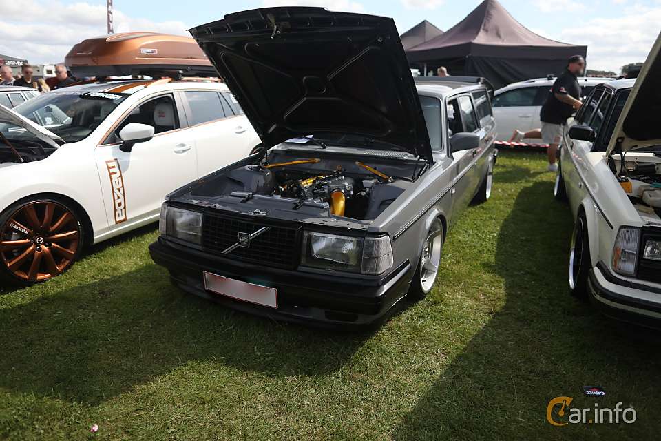 Volvo 240