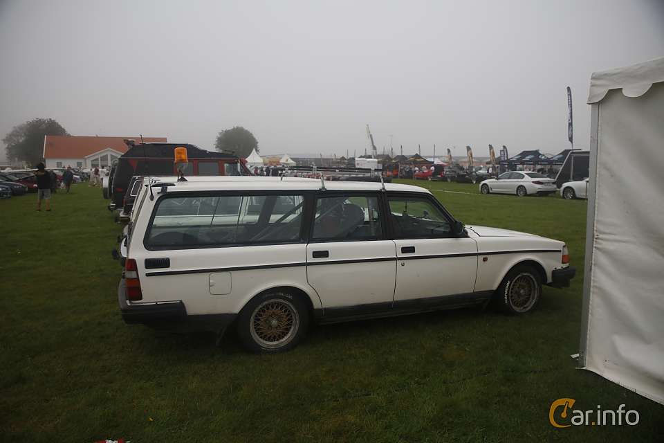 Volvo 240