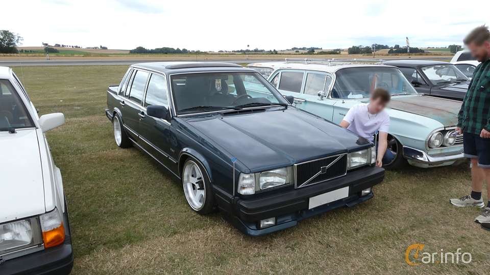 Volvo 740 2.3 Automatisk, 113hk, 1987