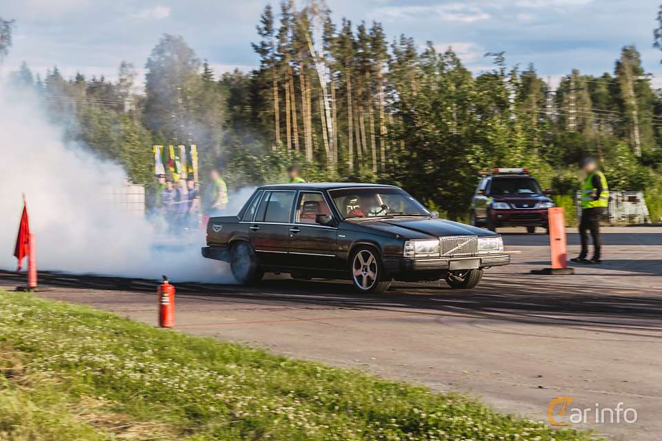 Volvo 740 2.3 Manual, 4 växlar + OD, 131hk, 1987