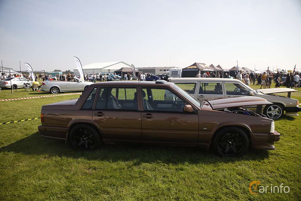 Volvo 740