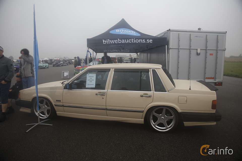 Volvo 740