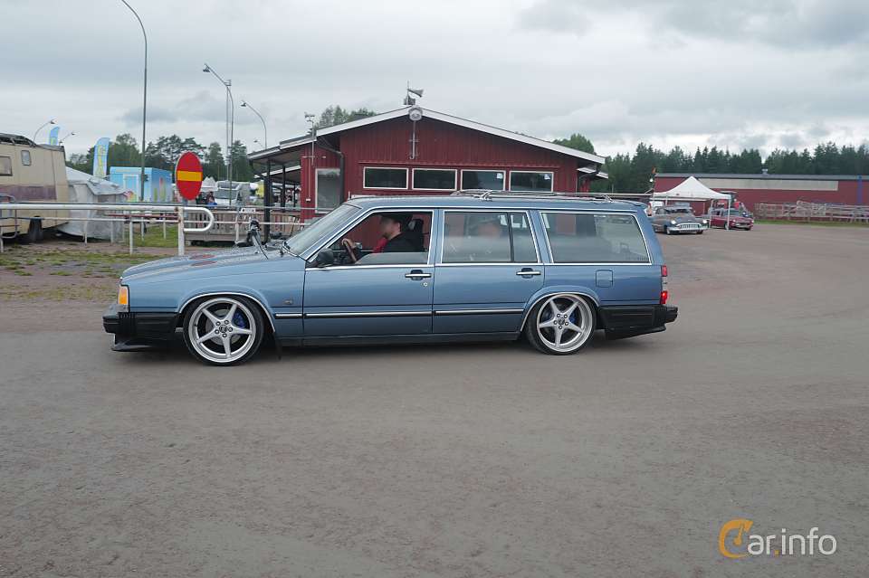 Volvo 740
