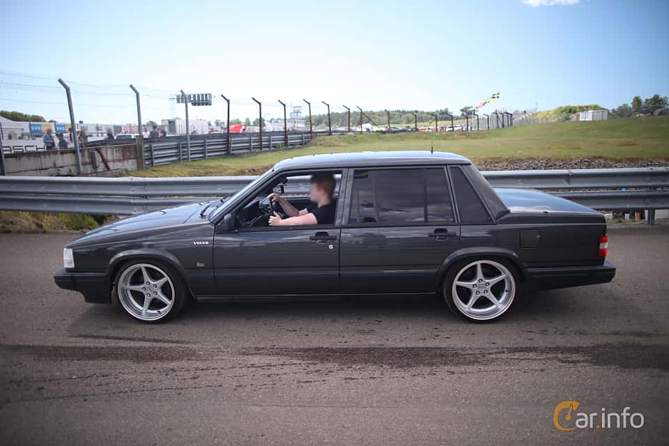 Volvo 740