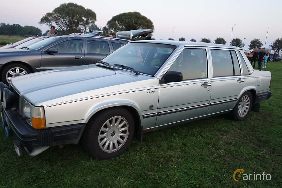 Volvo 740