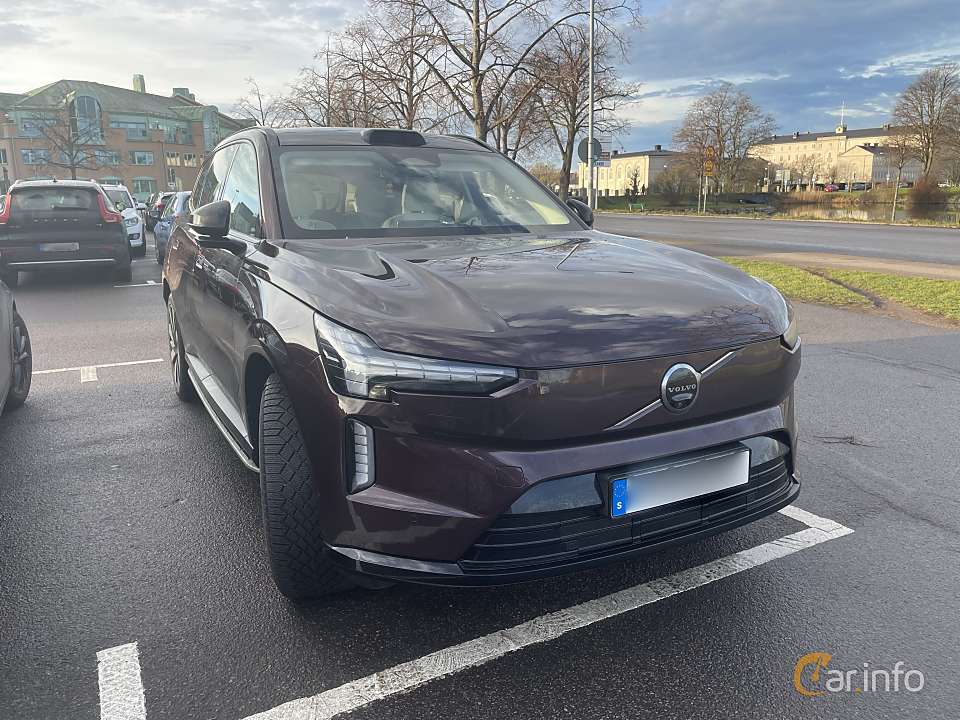Volvo EX90