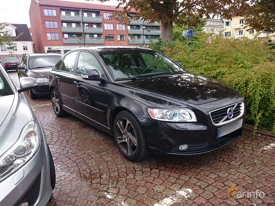 Volvo S40
