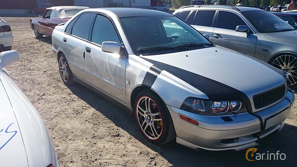 Volvo S40