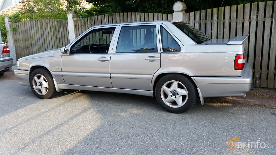 Volvo S40