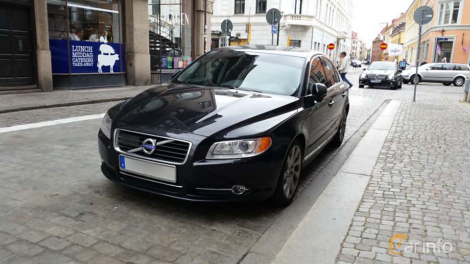 Volvo S80