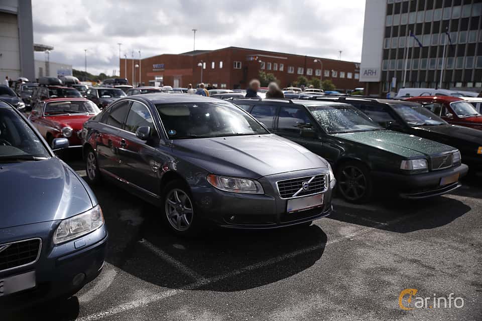 Volvo S80