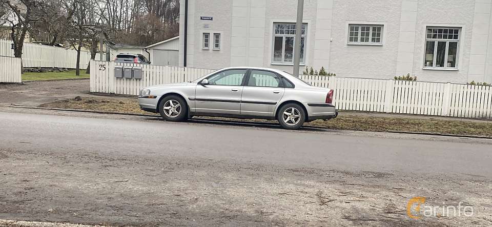 Volvo S80