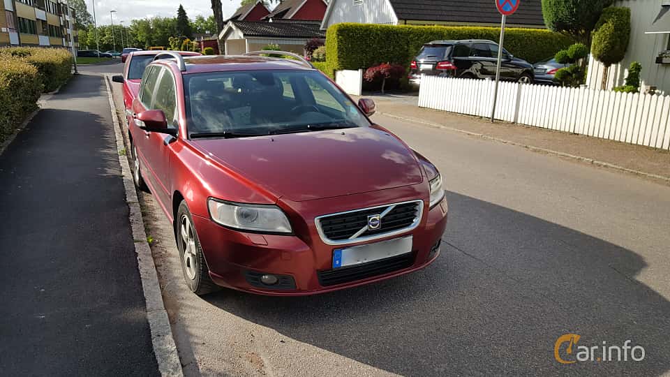 Volvo V50