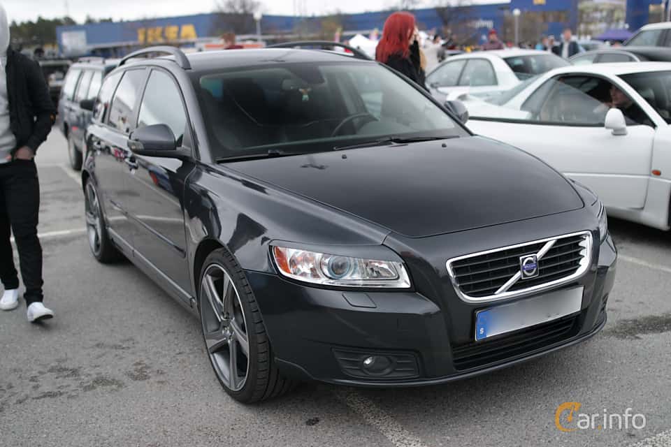 Volvo V50