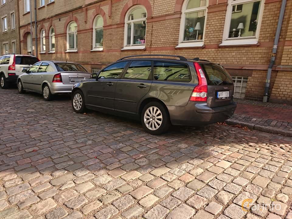 Volvo V50