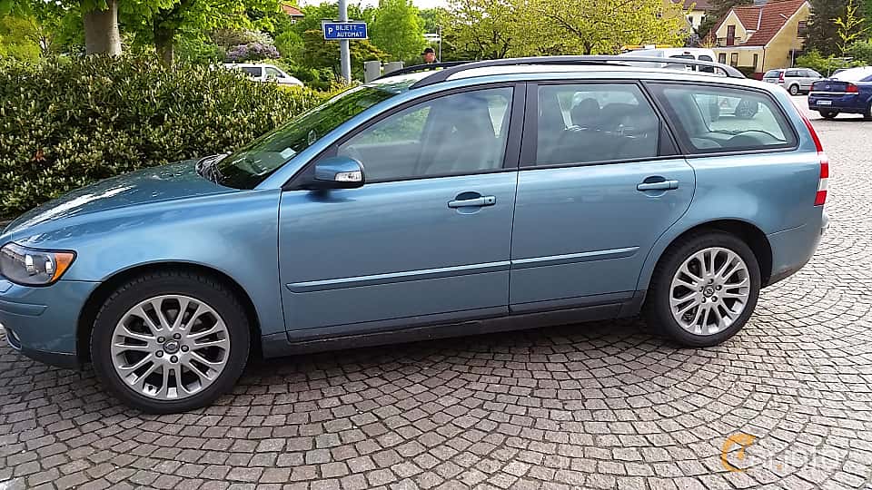 Volvo V50