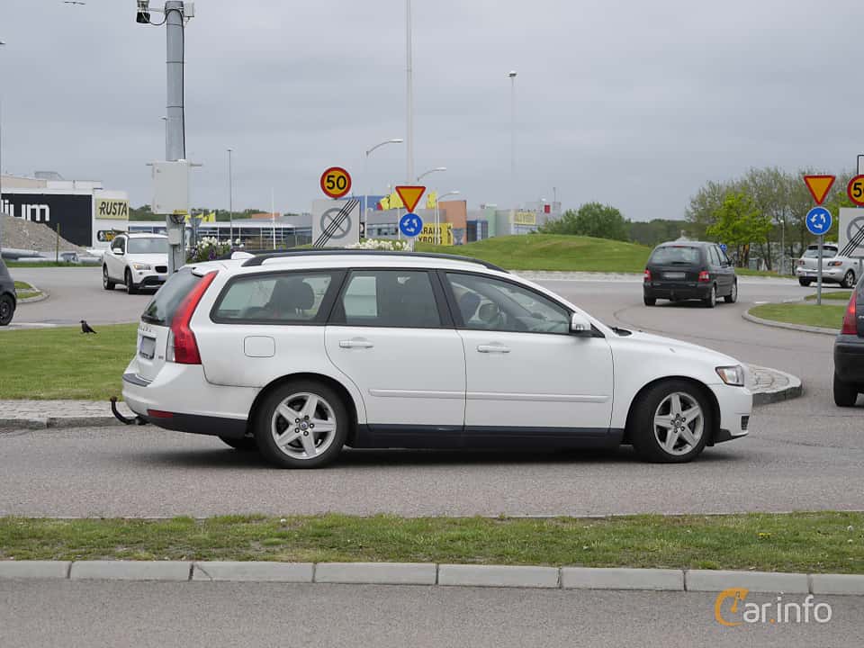 Volvo V50