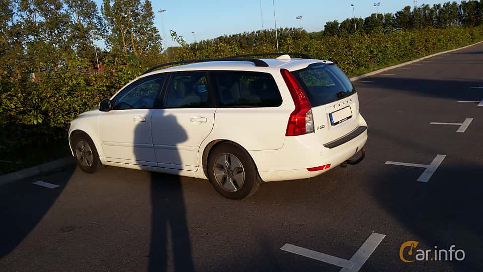 Volvo V50