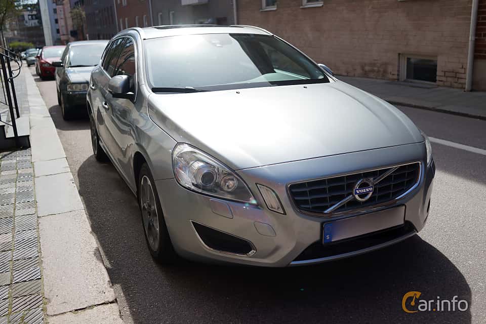 Volvo V60 D5 AWD Geartronic, 215hp, 2012