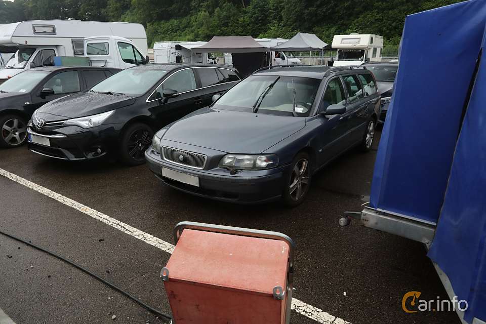 Volvo V70
