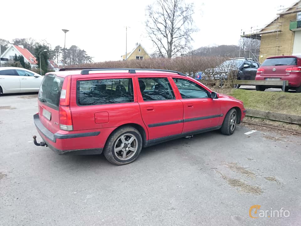 Volvo V70 2.4 Manual, 5-trins, 140ps, 2003