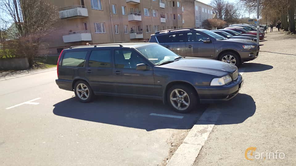 Volvo V70