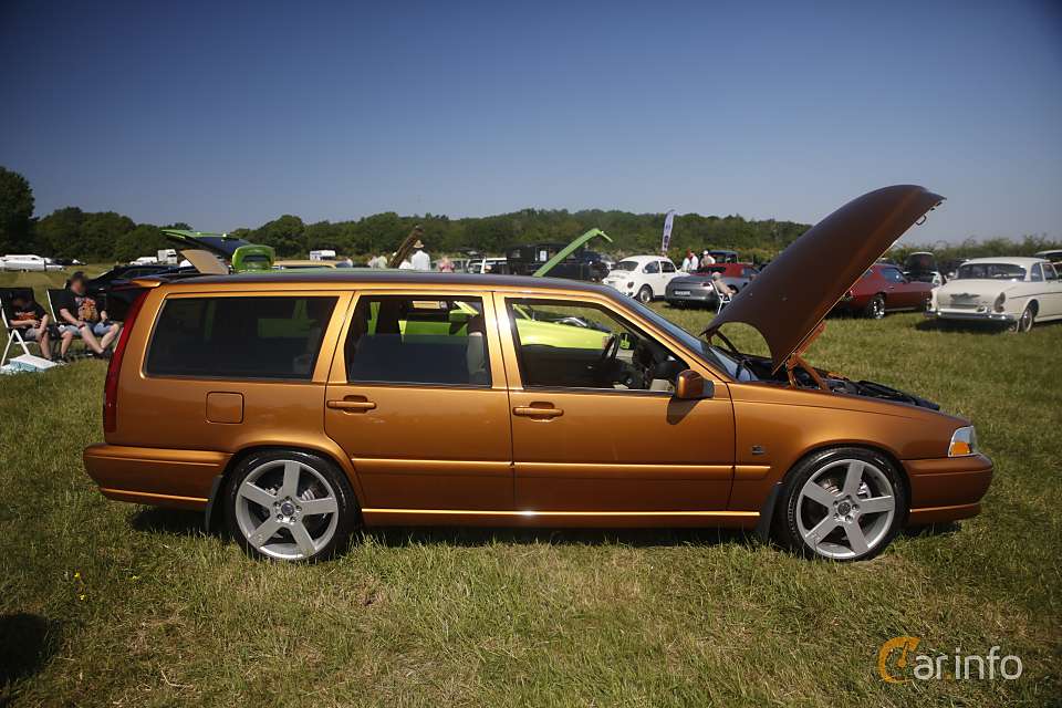 Volvo V70
