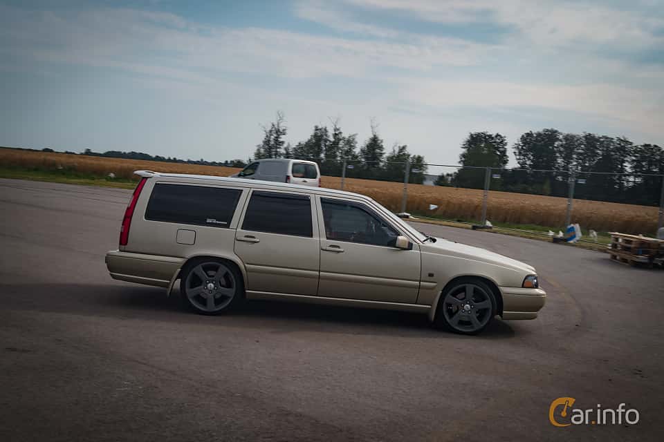 Volvo V70