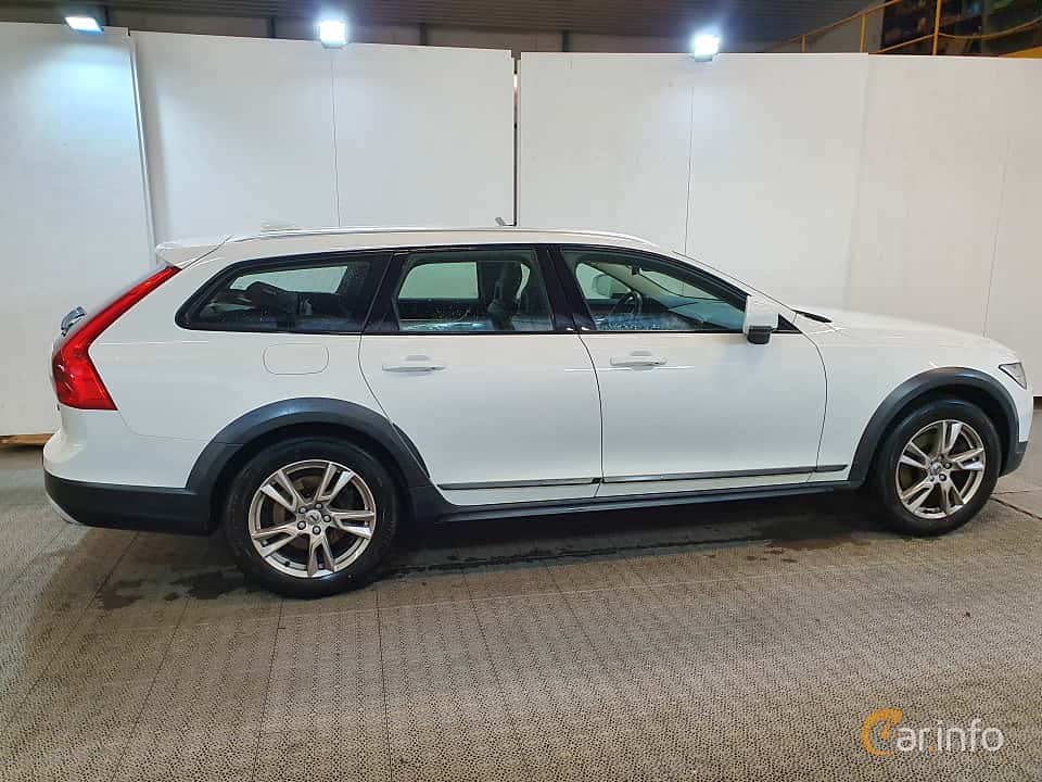 Volvo V90