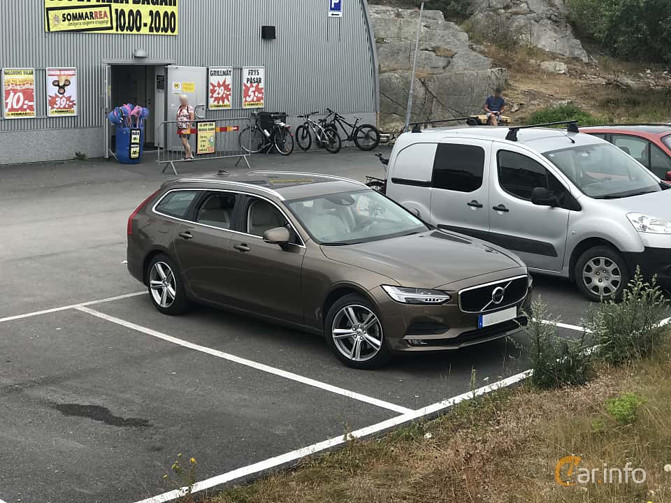 Volvo V90