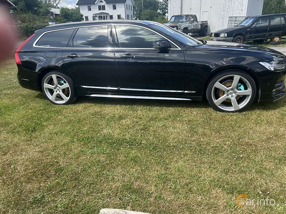 Volvo V90