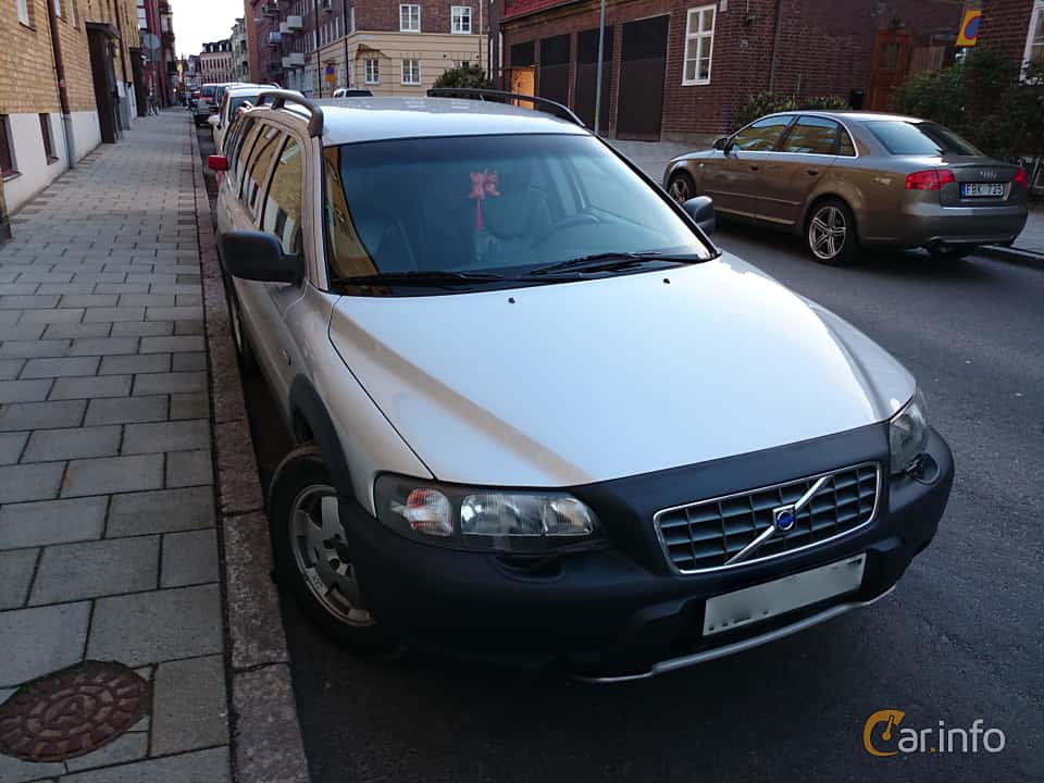 Volvo XC70
