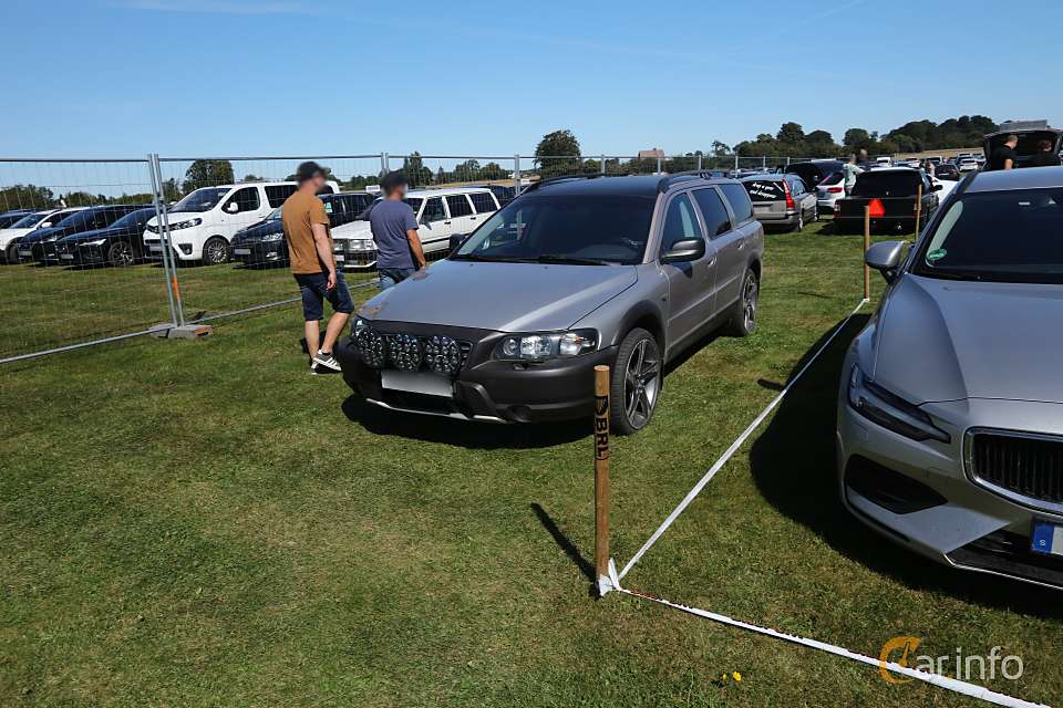 Volvo XC70
