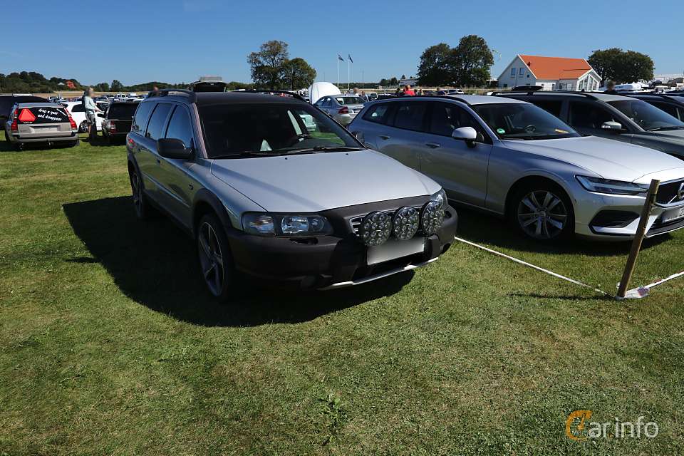 Volvo XC70