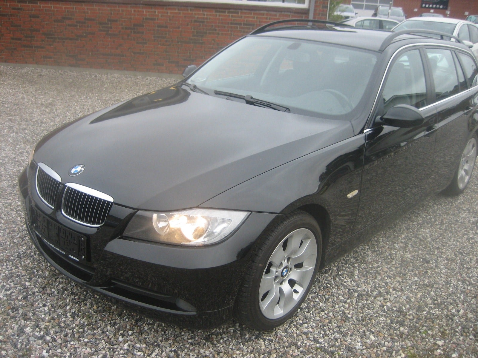 BMW 325d Touring Manual, 6-trins, 197ps, 2007