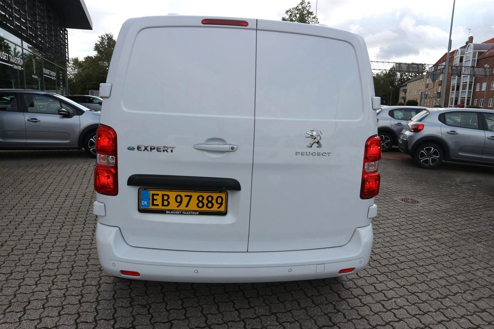 Peugeot e-Expert 75, 136ps, 2024