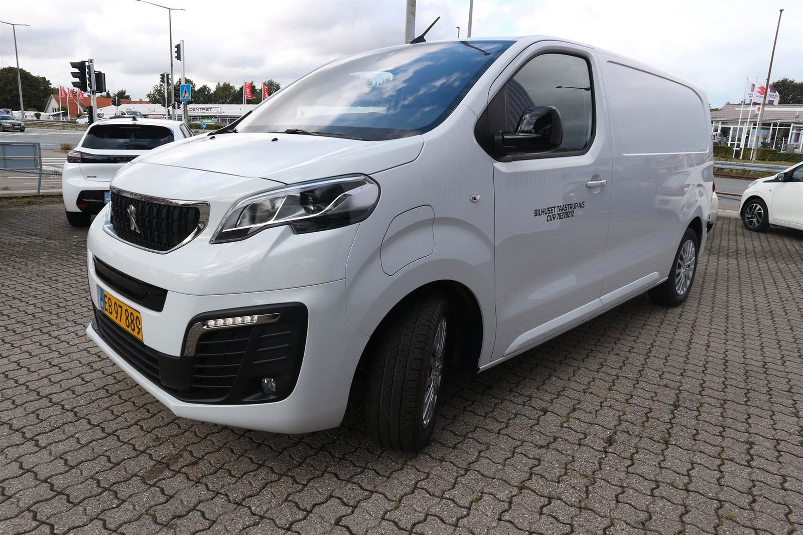 Peugeot e-Expert 75, 136ps, 2024