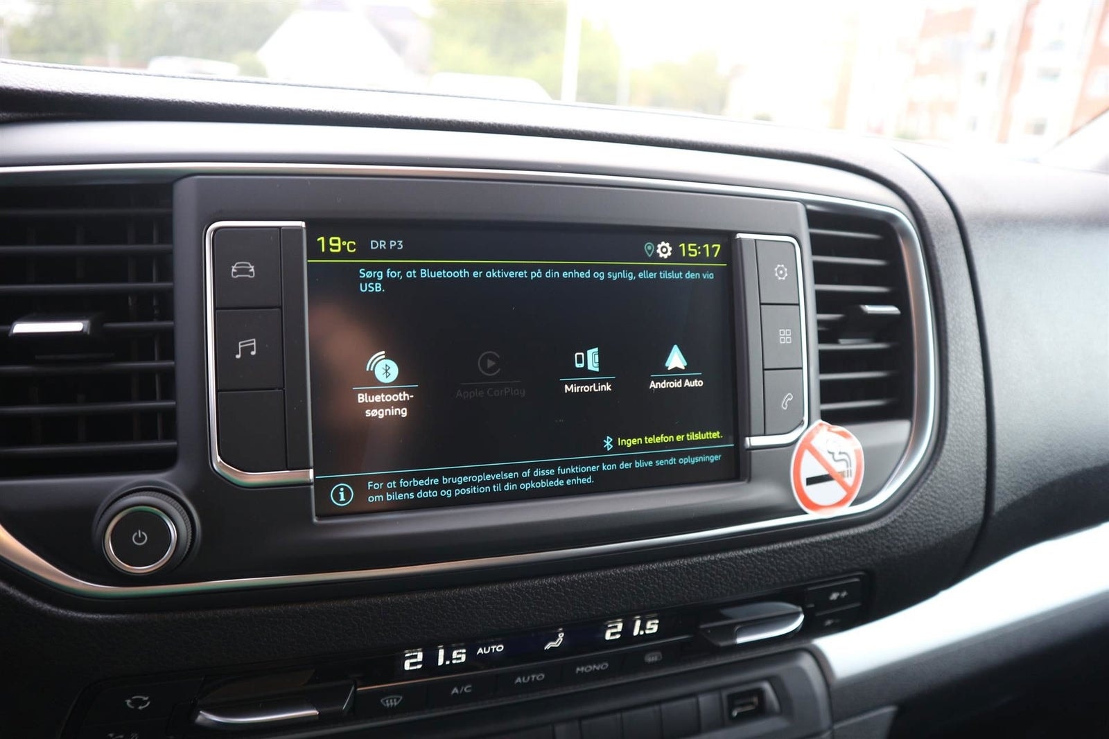 Peugeot e-Expert 75, 136ps, 2024