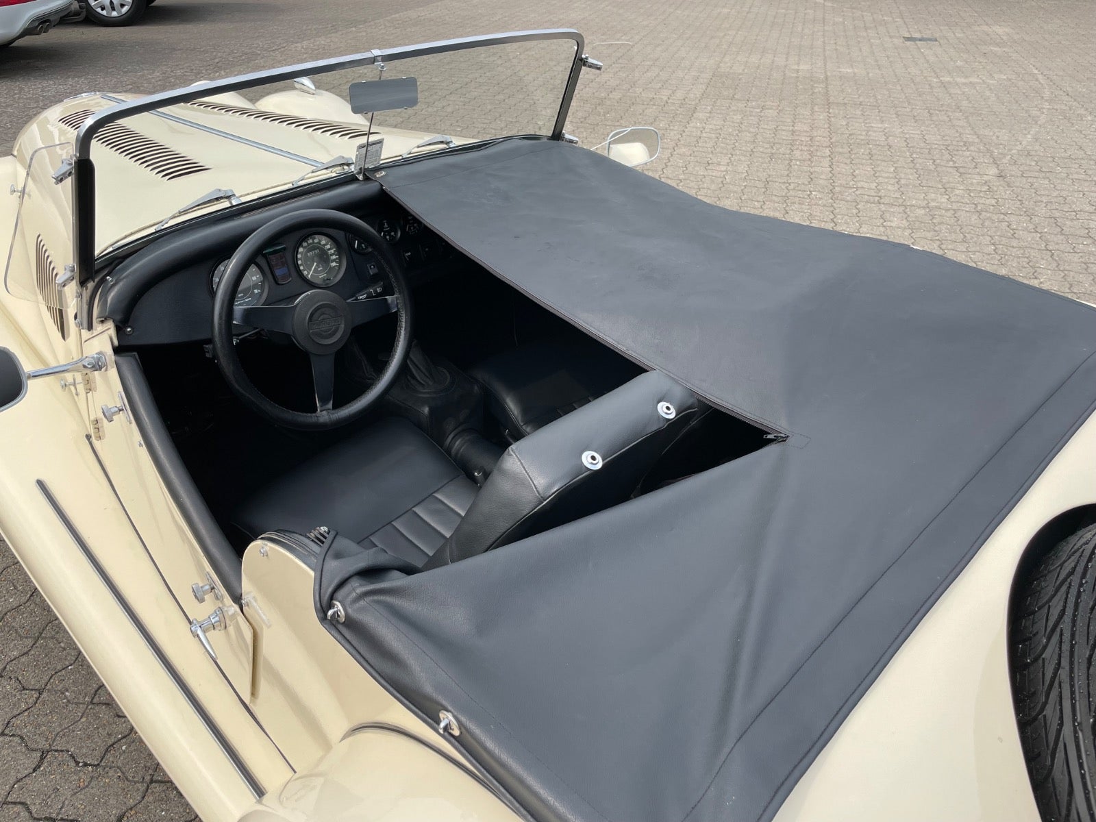 Morgan Plus 8 3.5 V8 Manual, 5-trins, 157ps, 1980