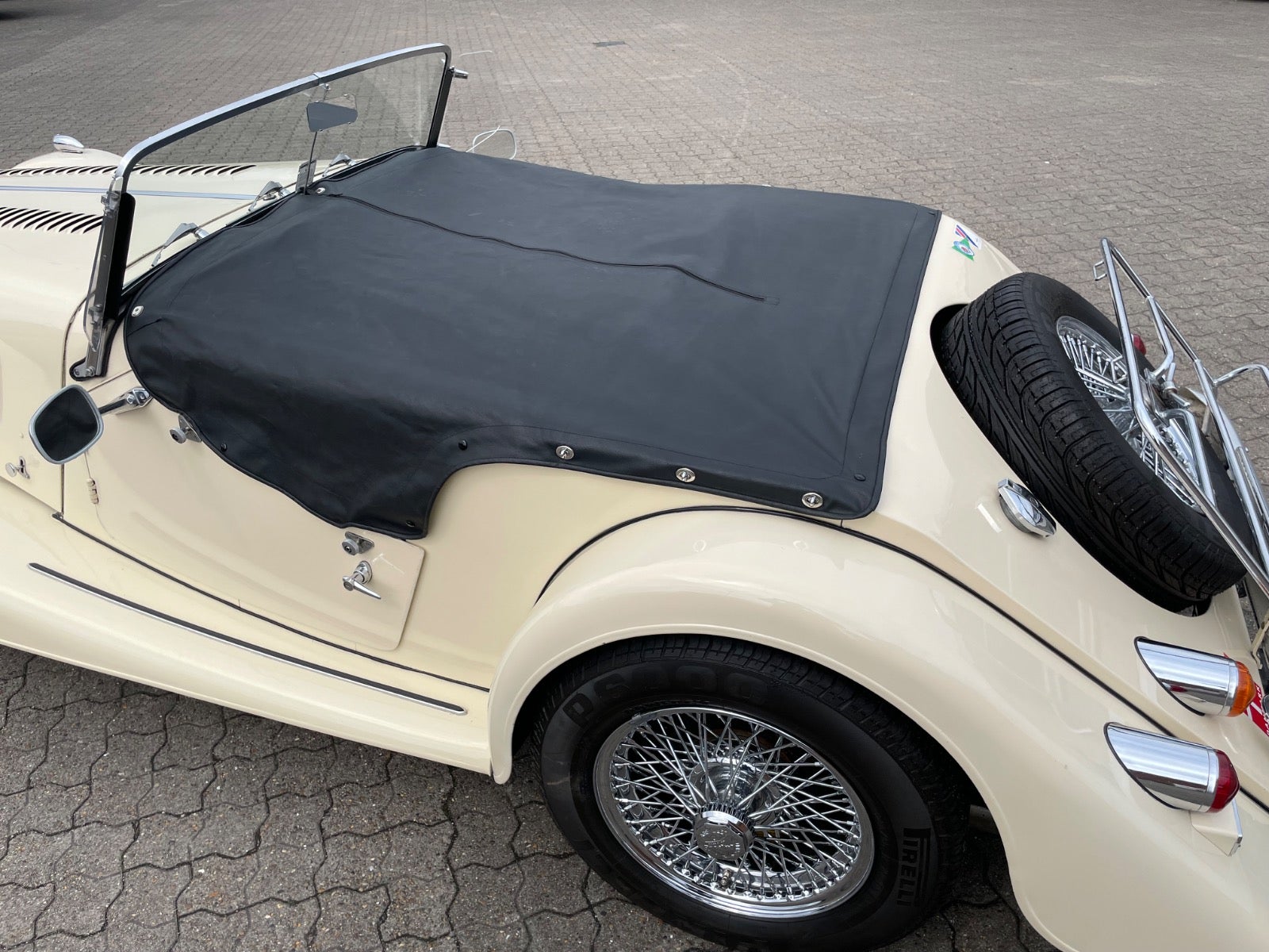 Morgan Plus 8 3.5 V8 Manual, 5-trins, 157ps, 1980