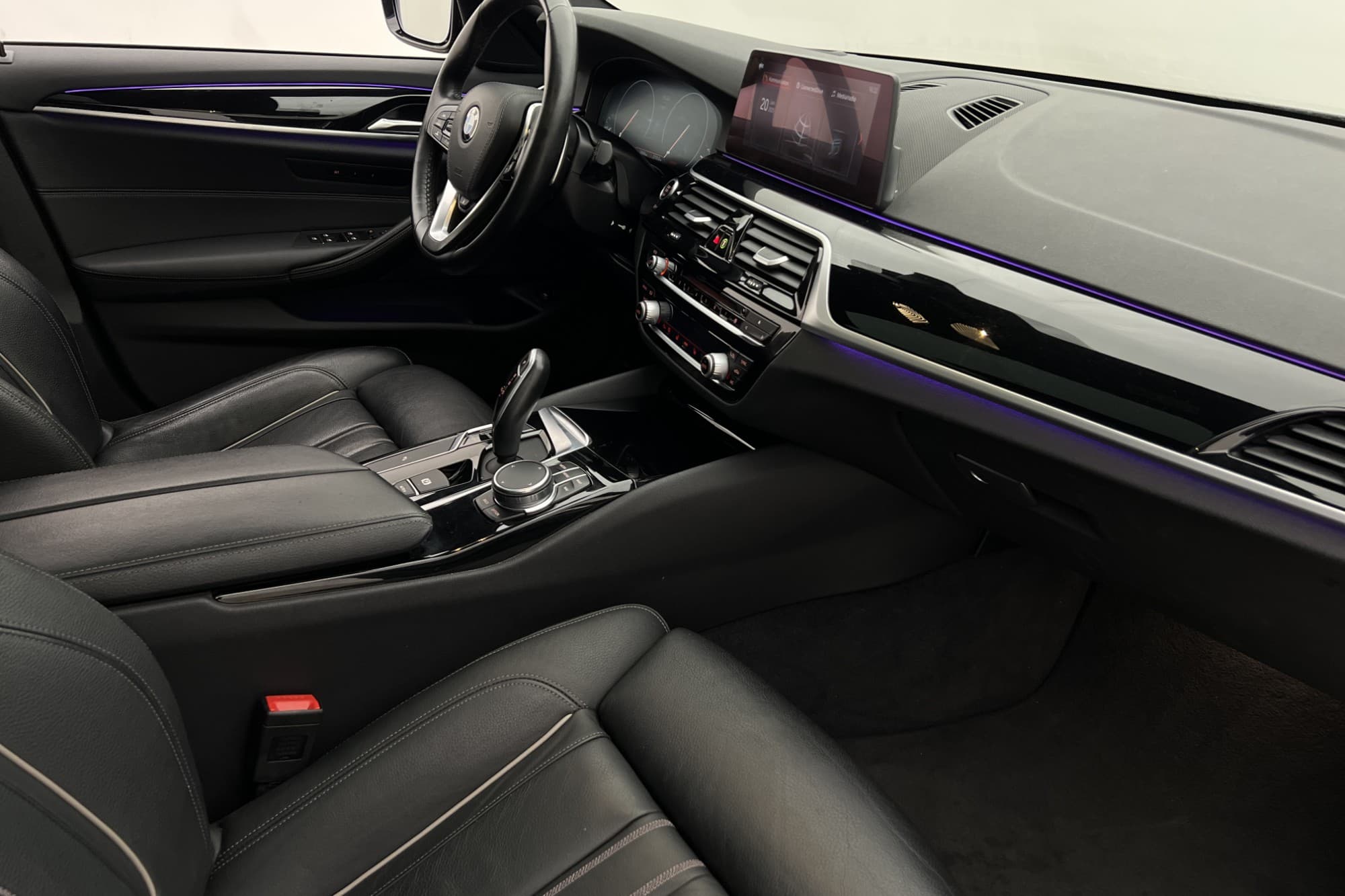 BMW 540i xDrive Touring Steptronic, 340hp, 2018