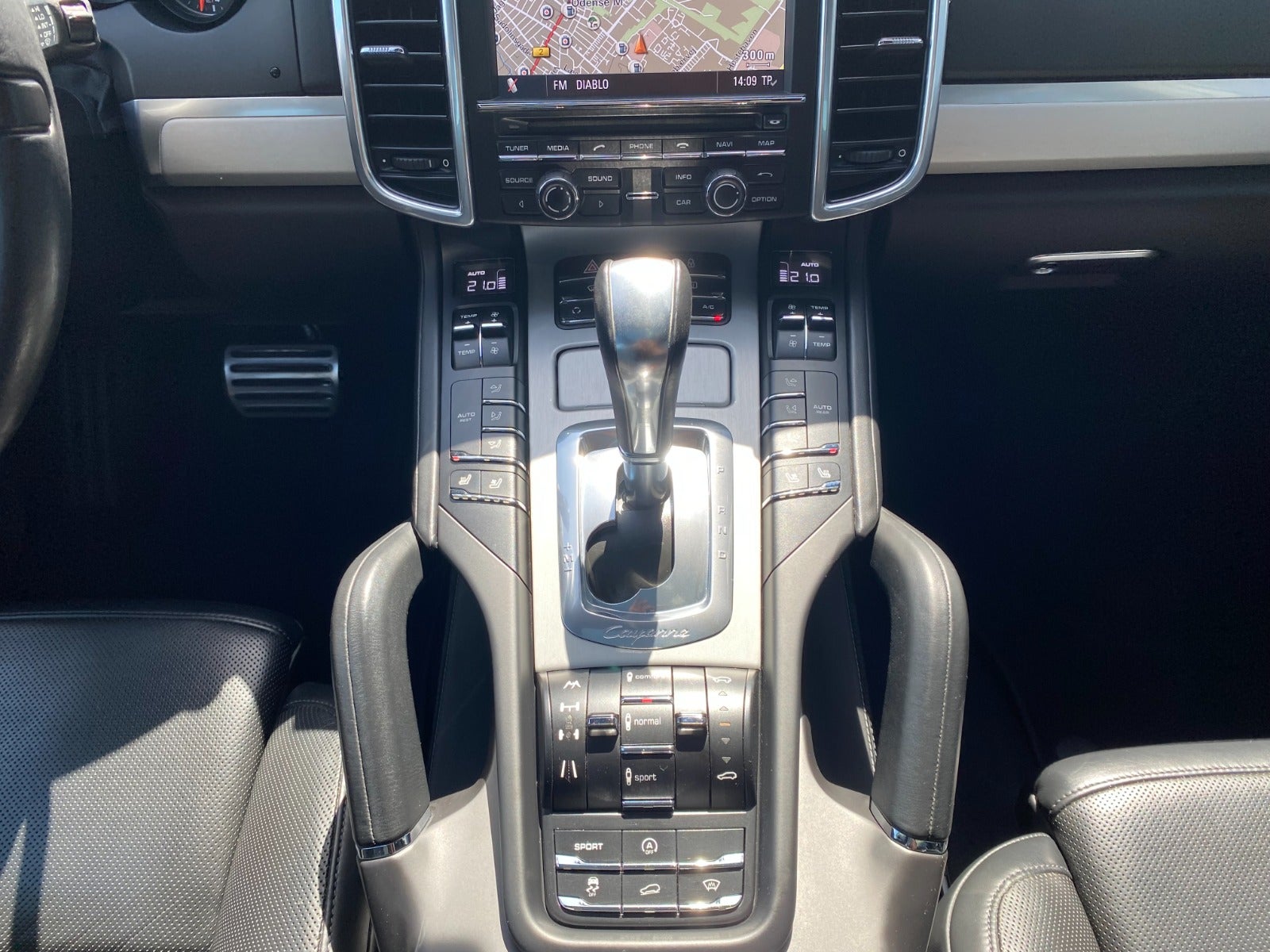 Porsche Cayenne GTS TipTronic S, 420hp, 2013