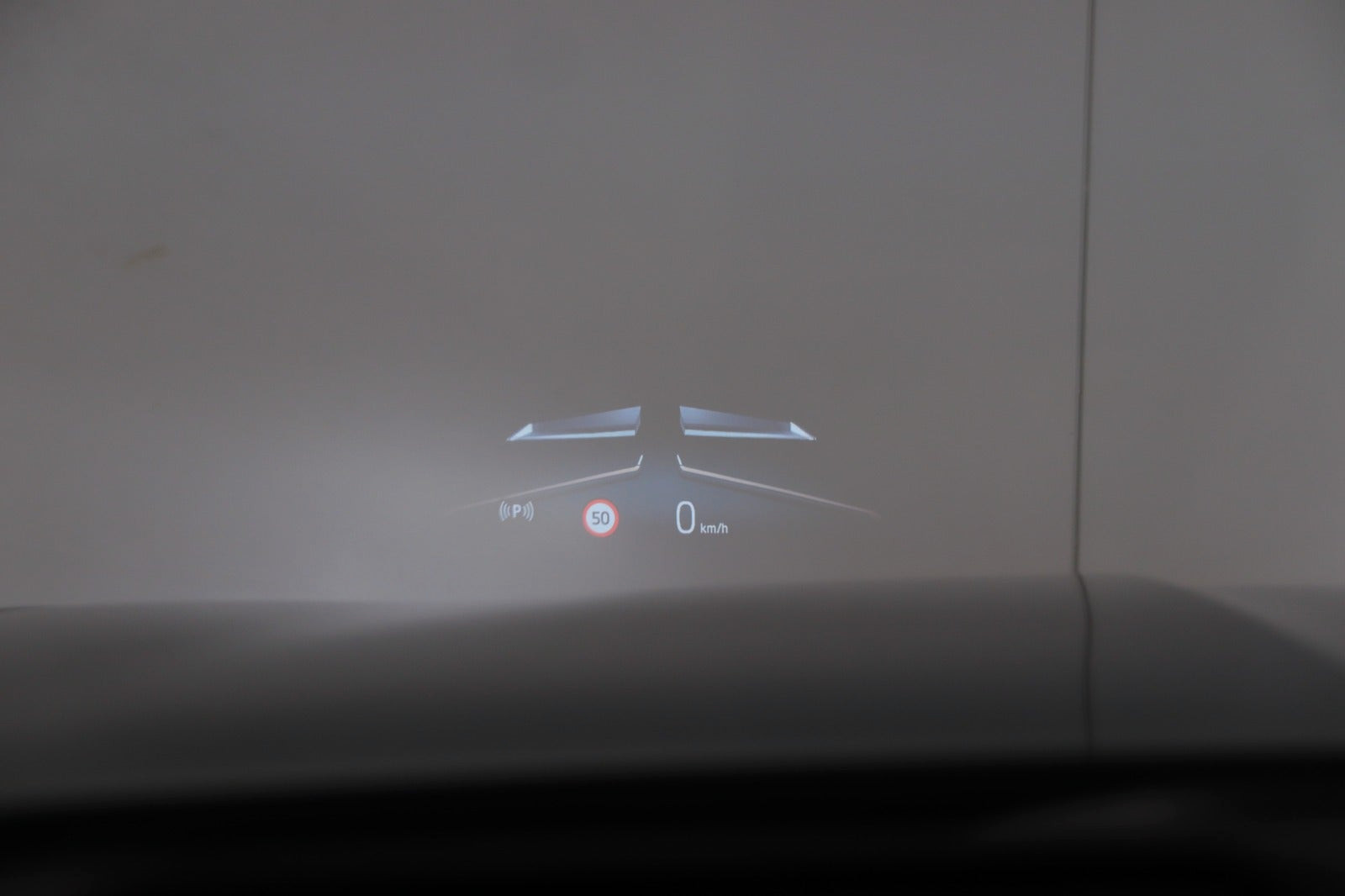 BMW i7 eDrive50, 455ps, 2024