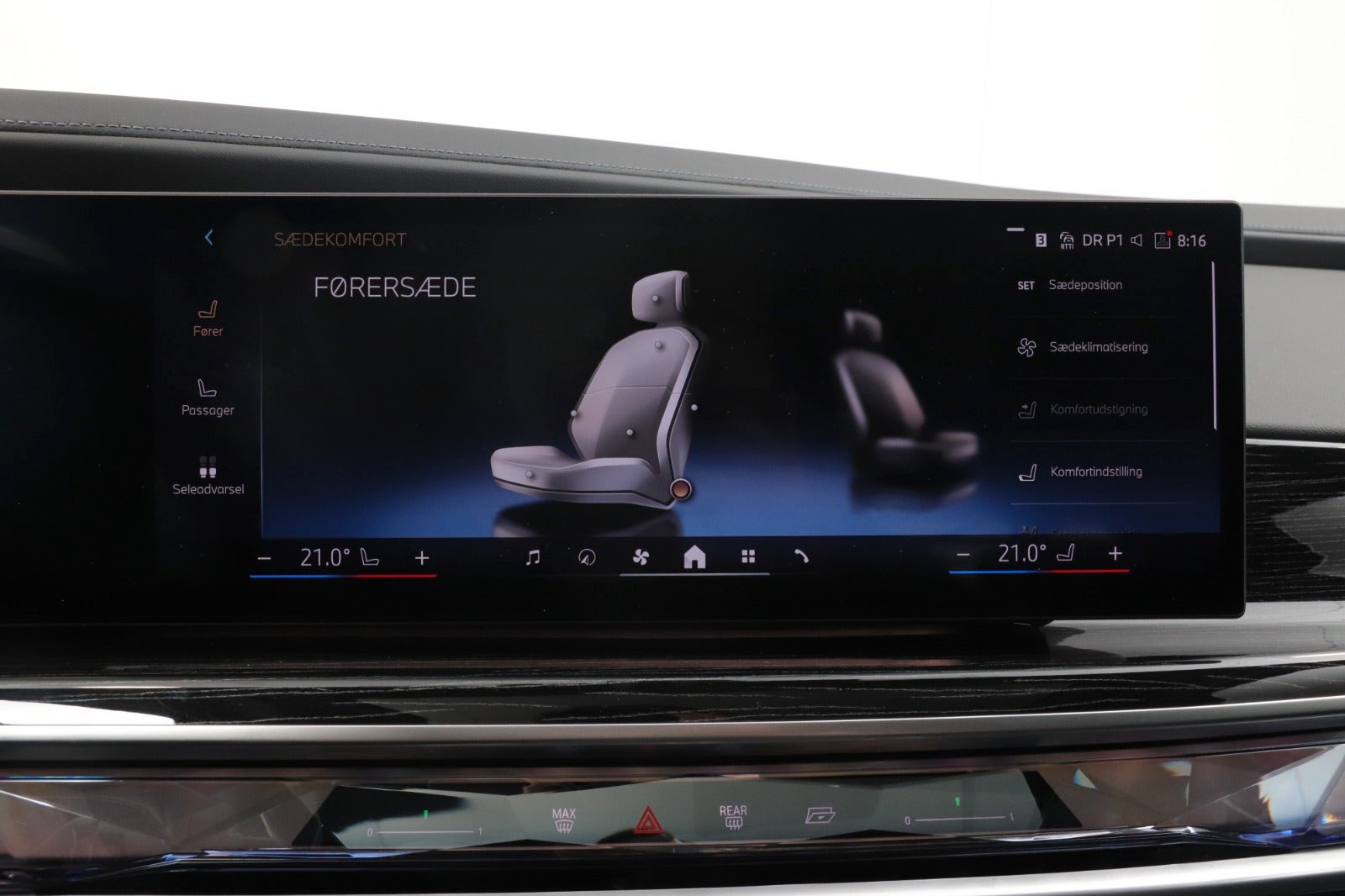 BMW i7 eDrive50, 455ps, 2024