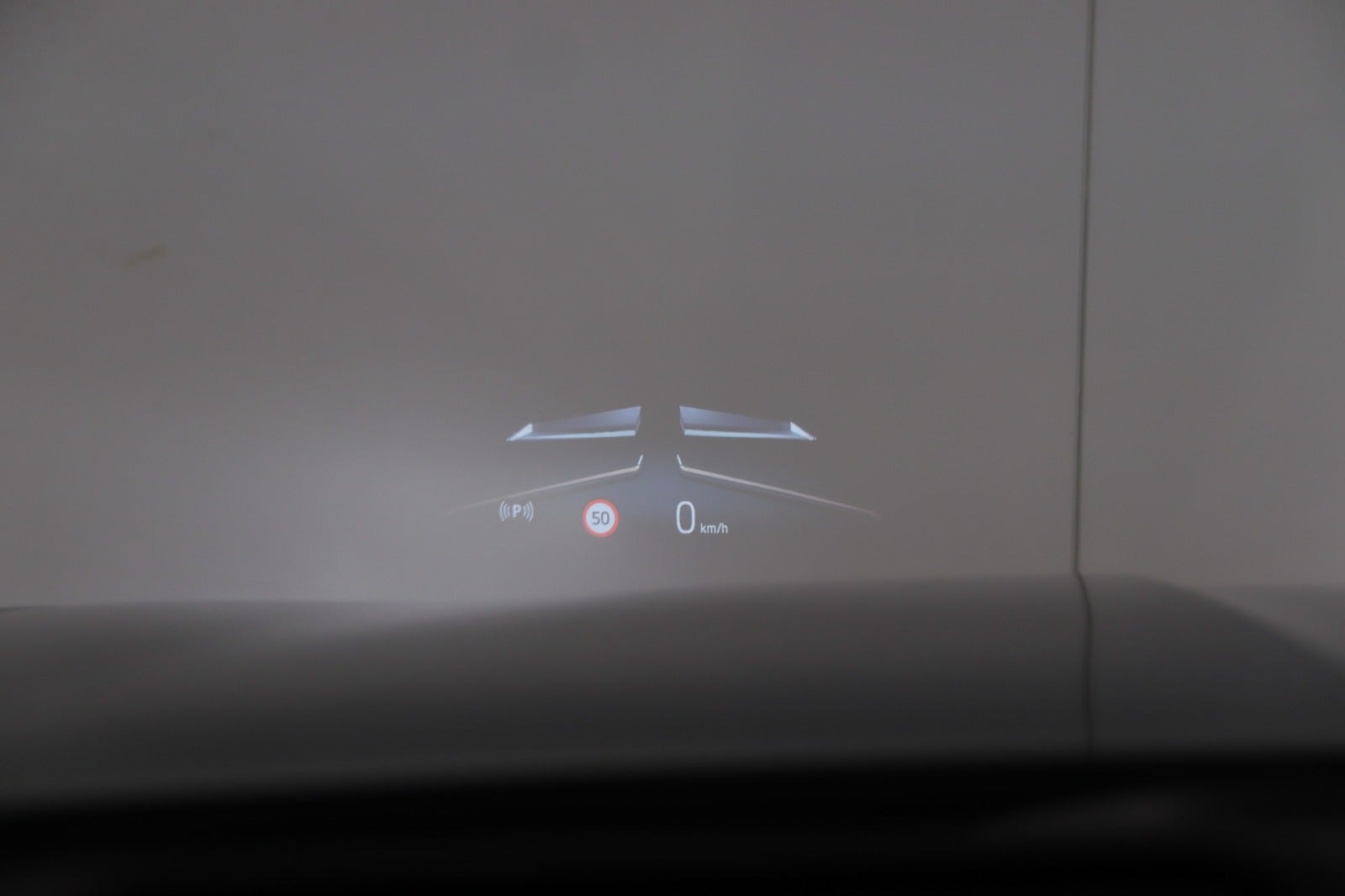BMW i7 eDrive50, 455ps, 2024