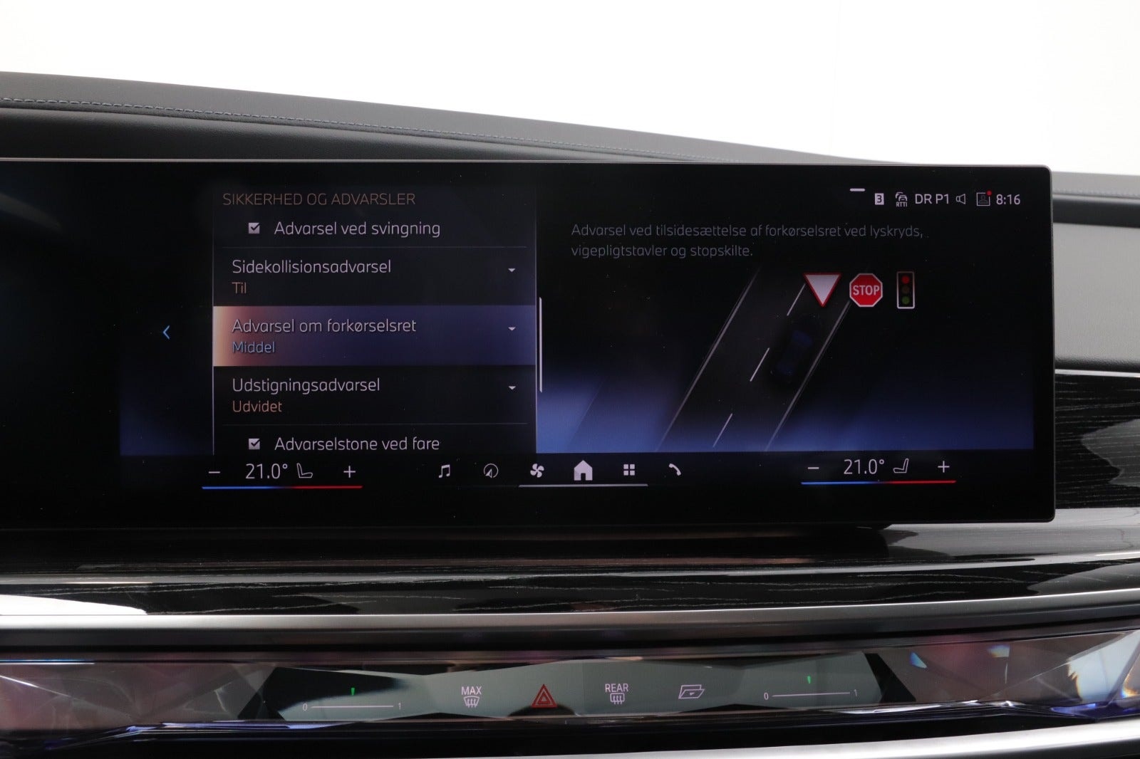 BMW i7 eDrive50, 455ps, 2024