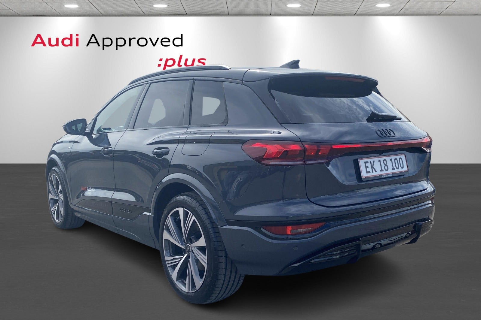 Audi Q6 e-tron, 252ps, 2025