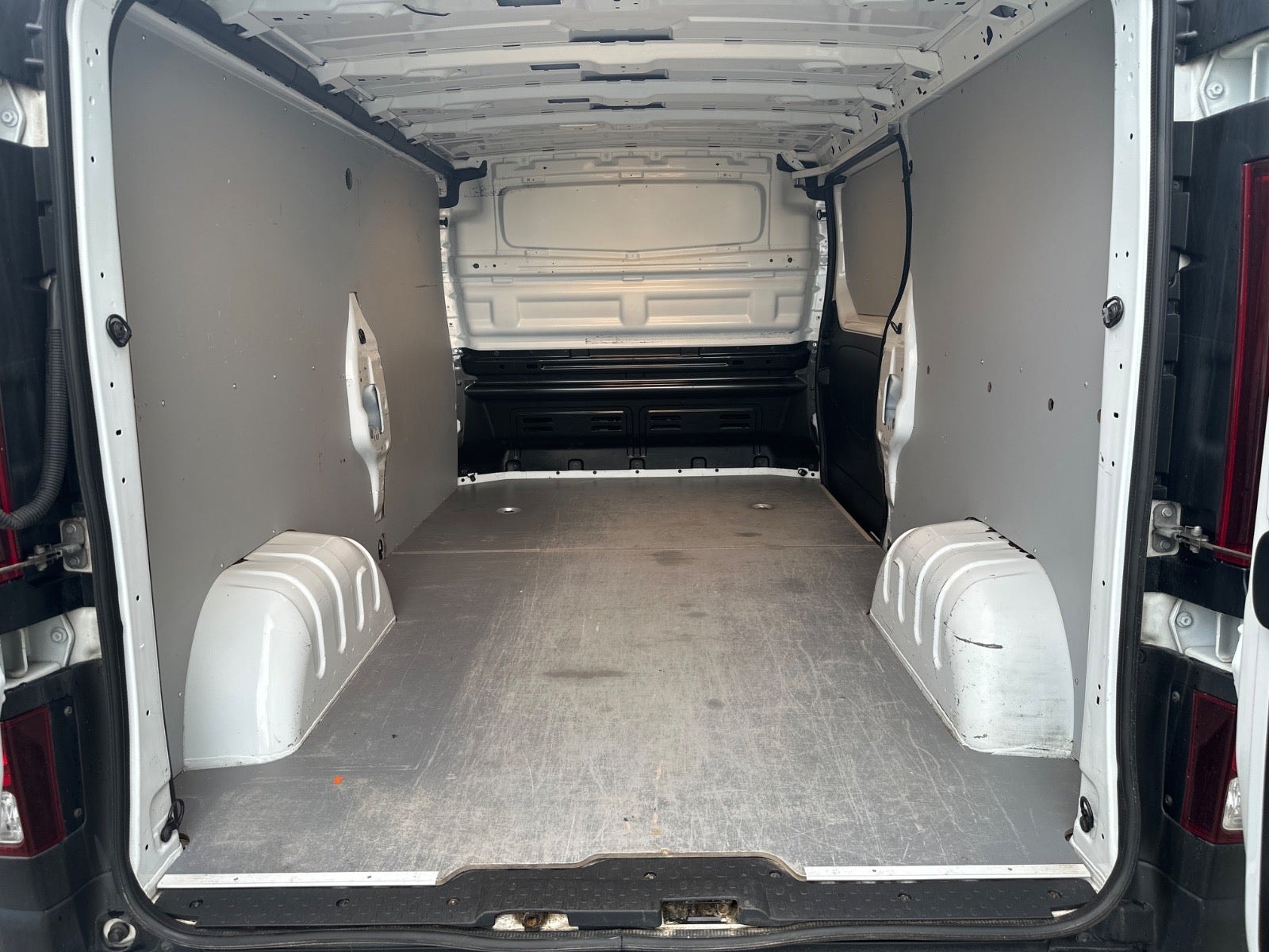 Renault Trafic Panel Van 3.0t 2.0 dCi Manual, 120hp, 2019