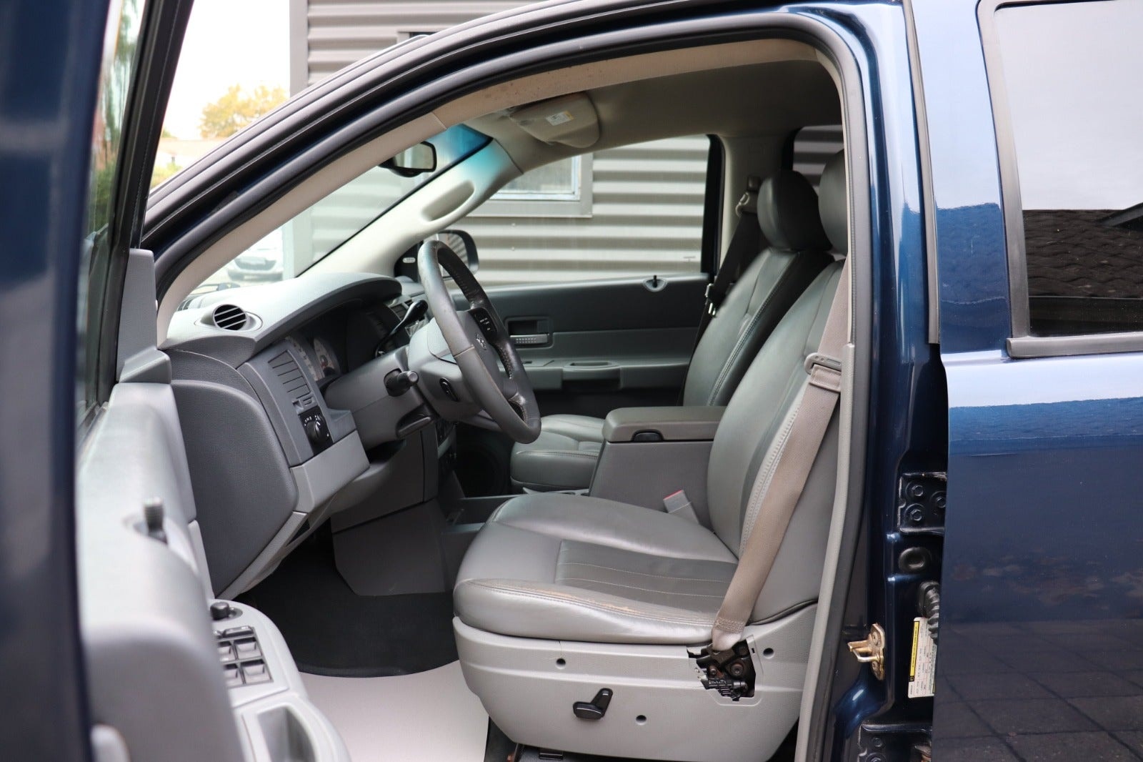 Dodge Durango 5.7 V8 4WD Automatic, 5-trins, 340ps, 2005