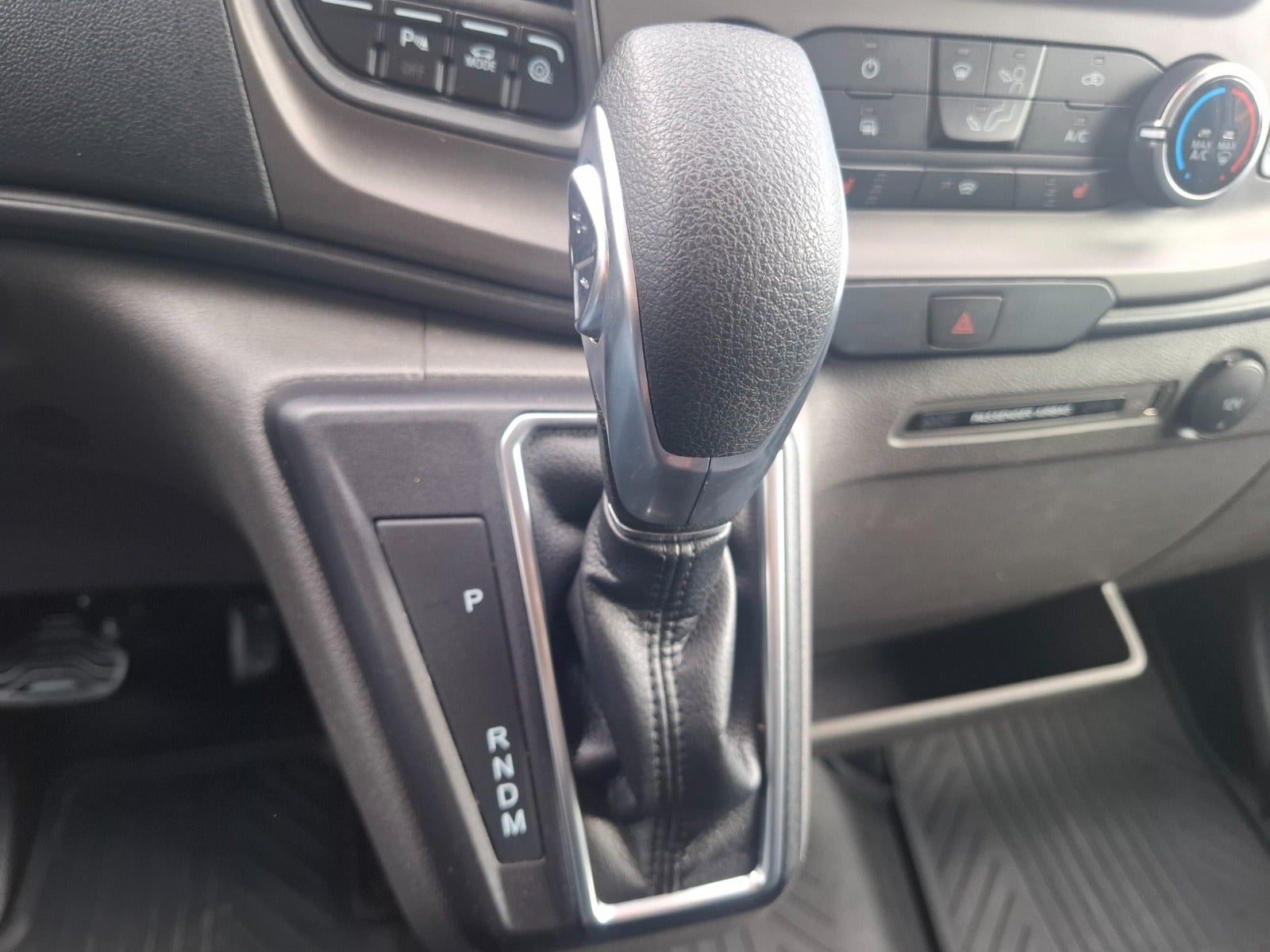 Ford Transit 350 2.0 EcoBlue SelectShift, 130hp, 2023